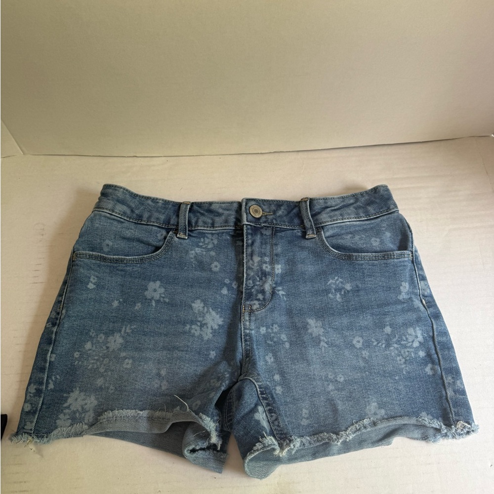 SO Denim Blue Women's Shorts with floral design